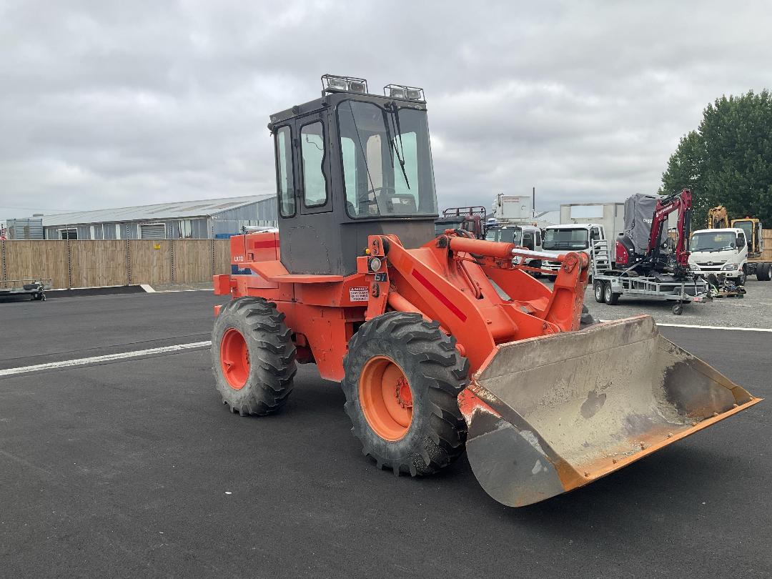 Photo '10' of Hitachi LX70 Wheel Loader
