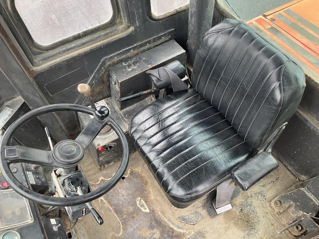 Photo '18' of Hitachi LX70 Wheel Loader