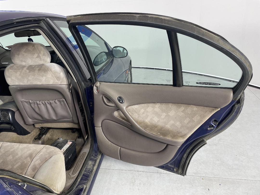 Photo '17' of Holden Commodore VT Berl Photo '17' of Holden Commodore VT Berl