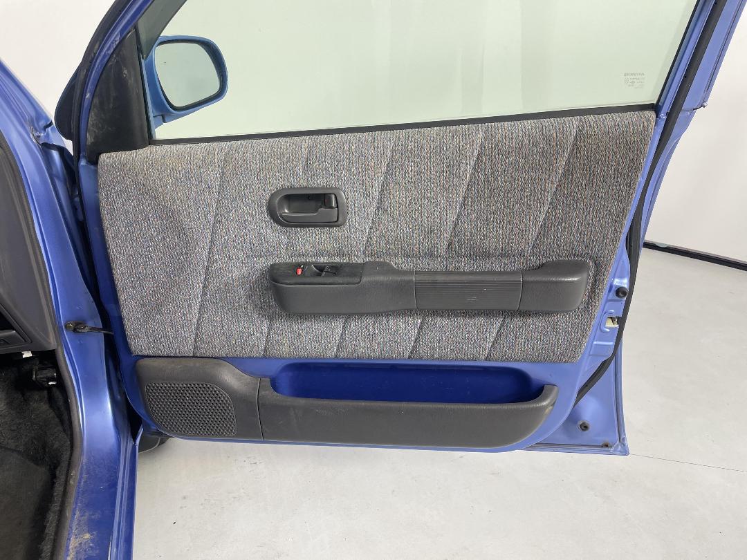 Photo '15' of Honda Logo