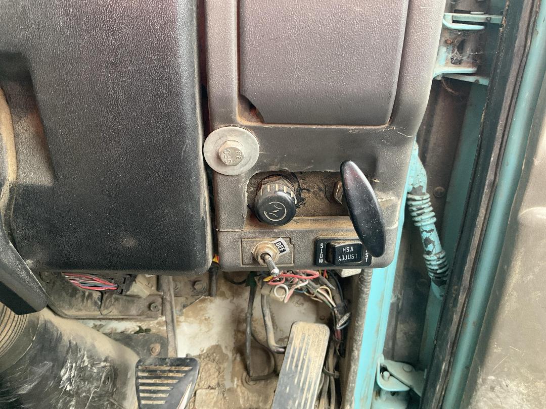 Photo '24' of Isuzu ELF 450 Tipper