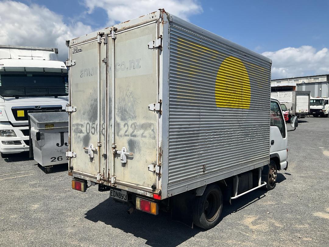 Photo '4' of Isuzu ELF NKR71EAV Box Body
