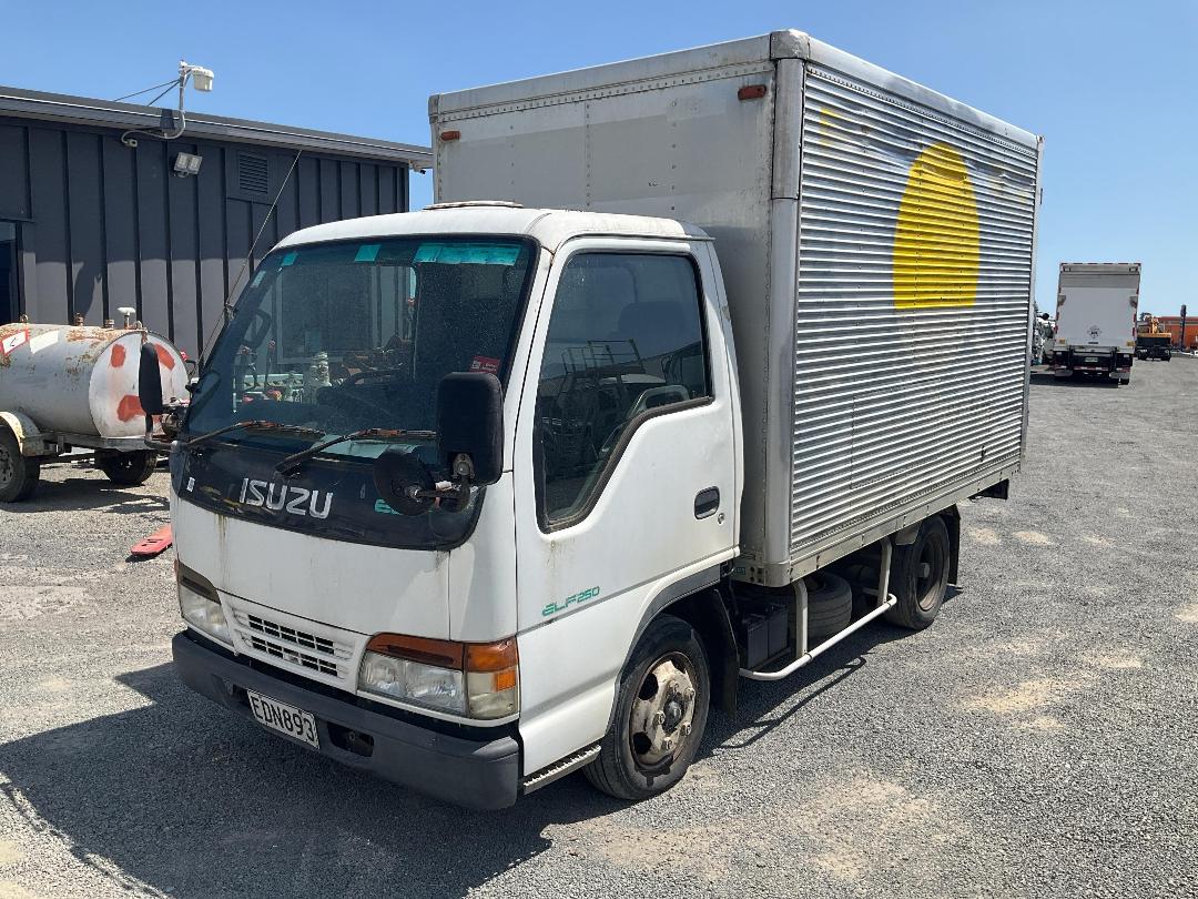 Photo '9' of Isuzu ELF NKR71EAV Box Body