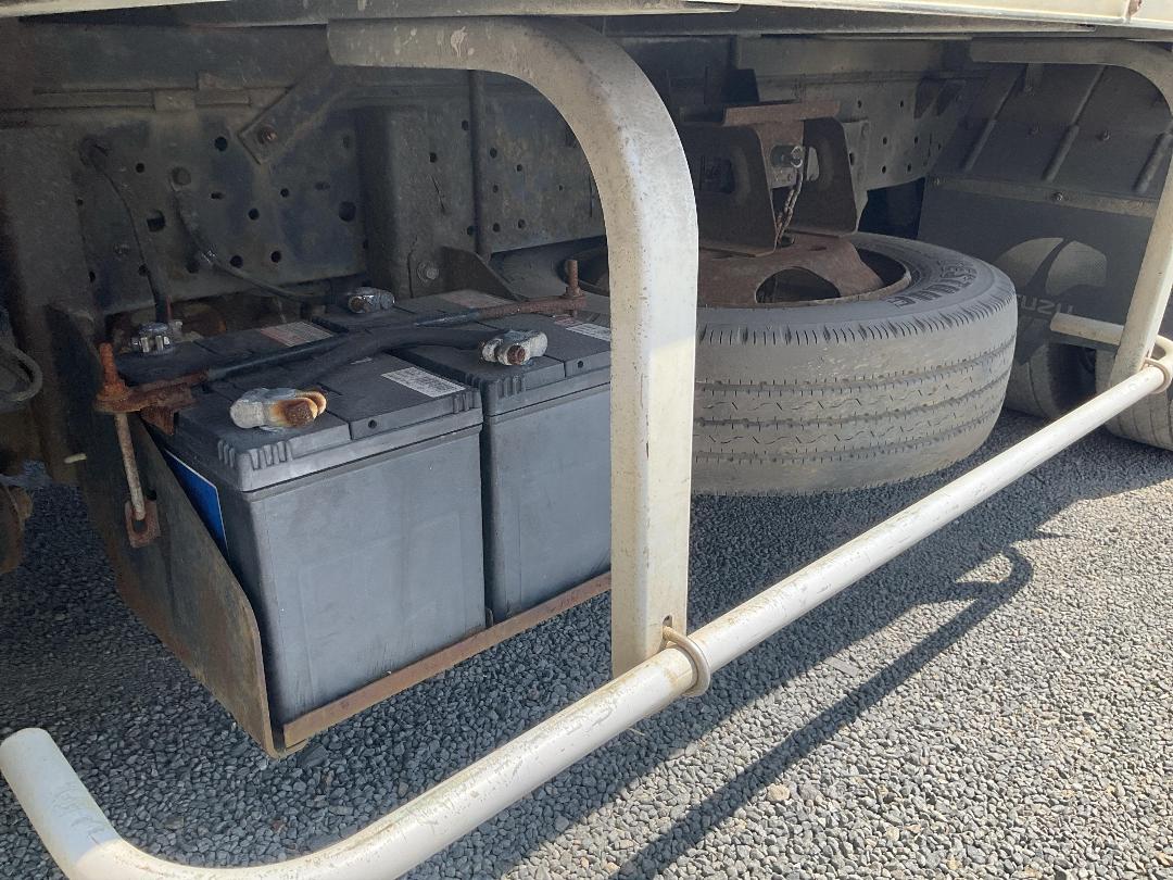 Photo '20' of Isuzu ELF NKR71EAV Box Body