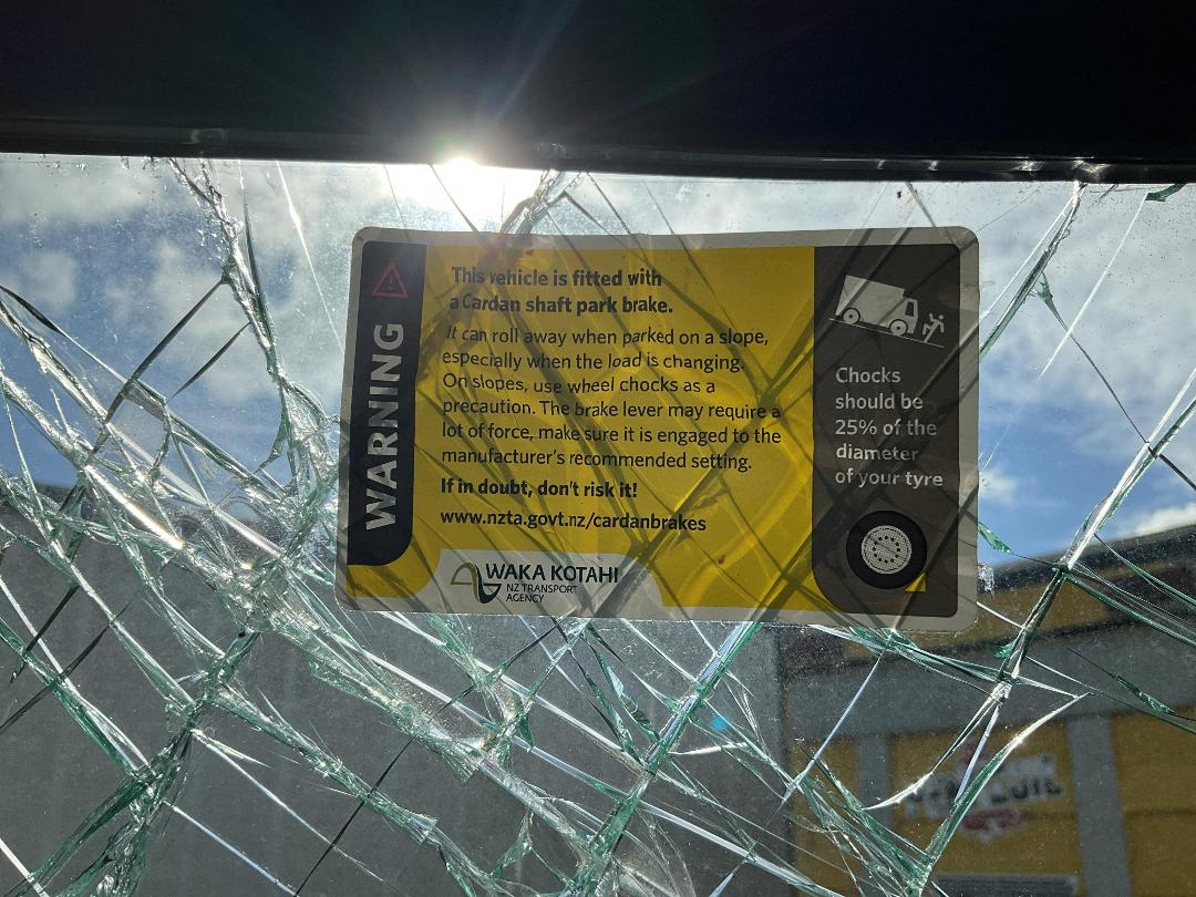 Photo '37' of Isuzu Forward Other Truck Photo '37' of Isuzu Forward Other Truck