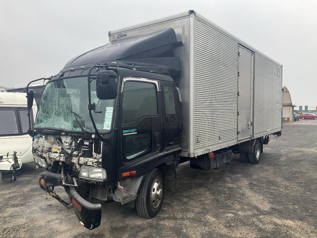 Photo '11' of Isuzu Forward Other Truck Photo '11' of Isuzu Forward Other Truck