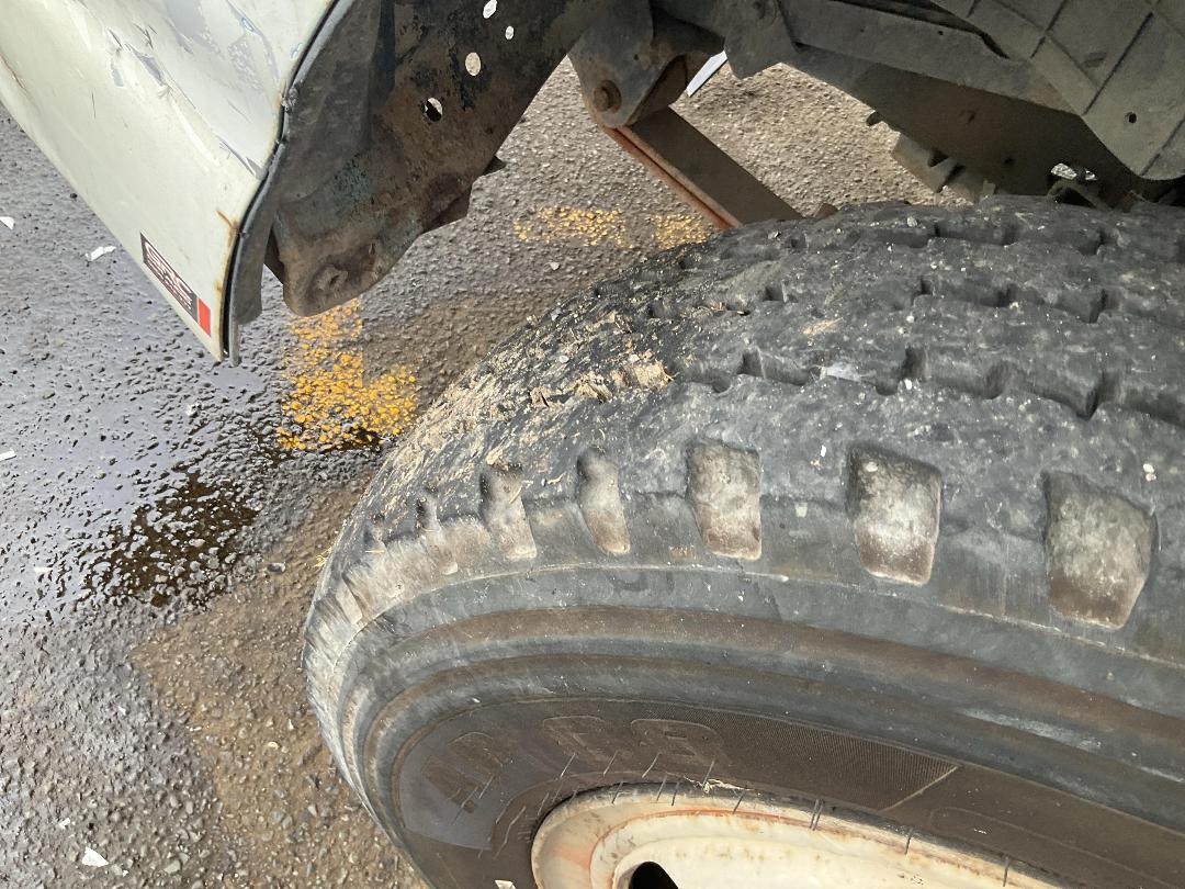 Photo '16' of Isuzu N SERIES 100P NPR350 Tipper