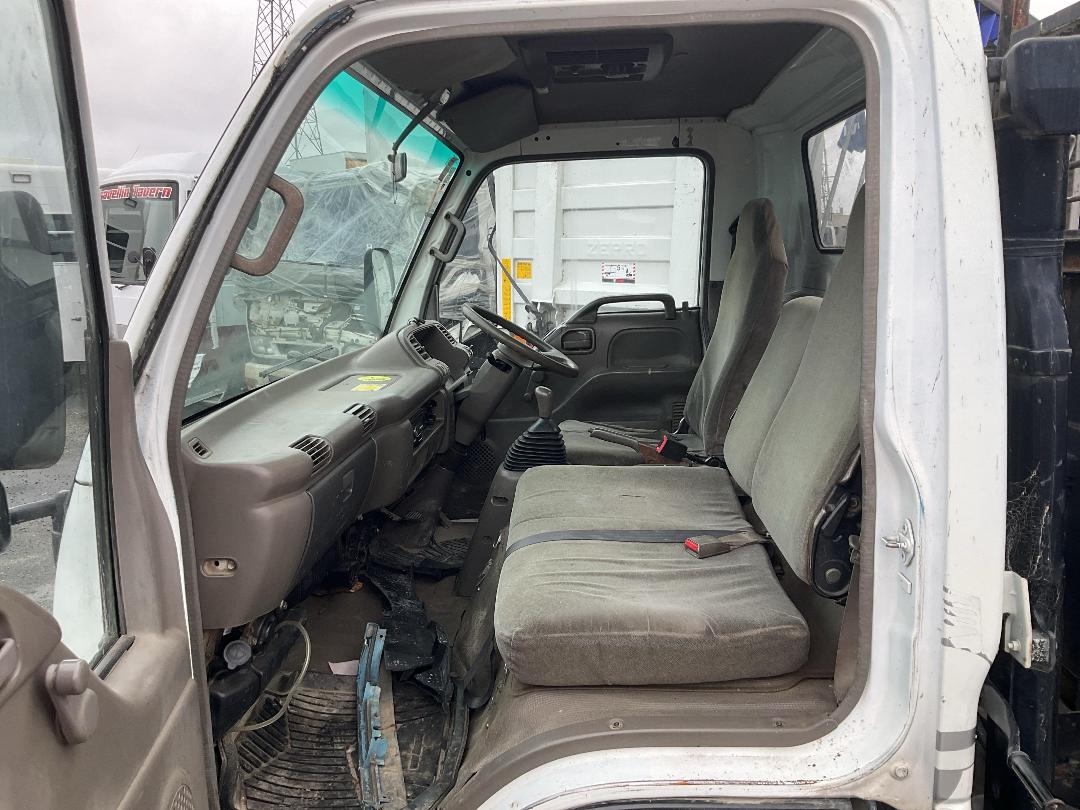 Photo '17' of Isuzu N SERIES 100P NPR350 Tipper