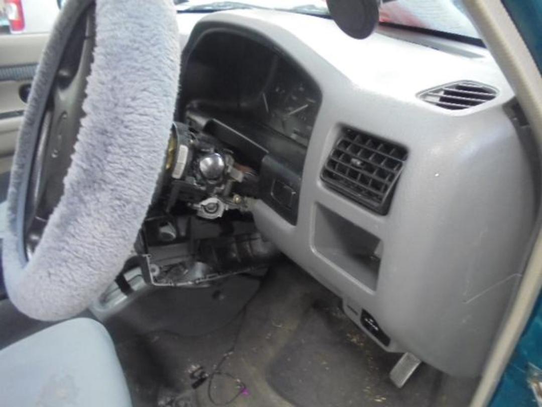 Photo '11' of Mazda Demio Photo '11' of Mazda Demio