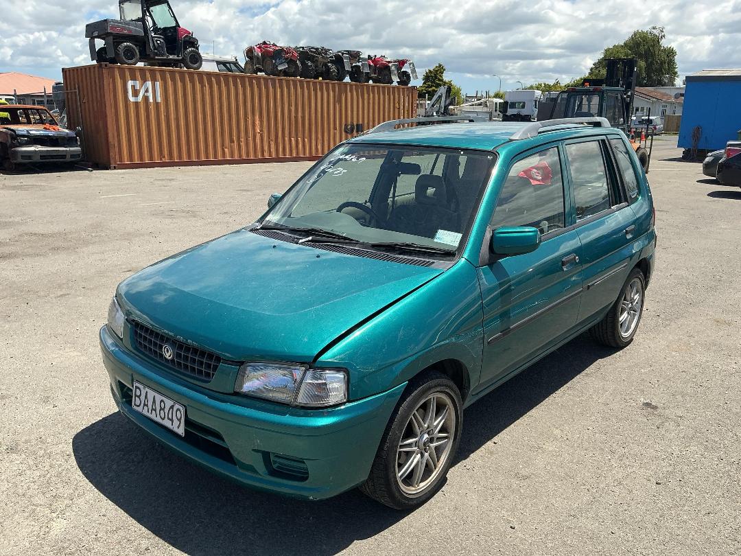 Photo '3' of Mazda Demio