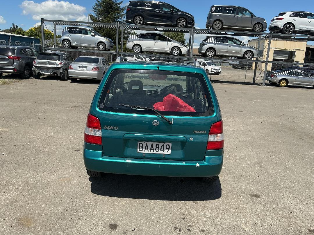 Photo '5' of Mazda Demio