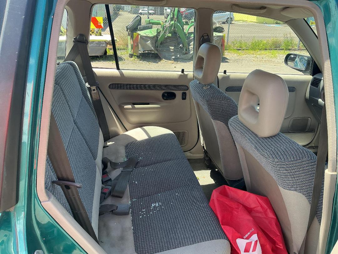 Photo '14' of Mazda Demio