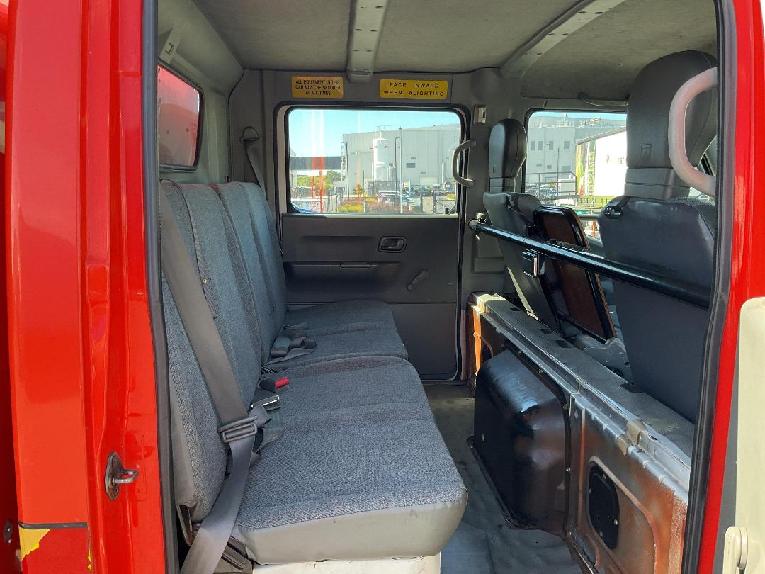 Photo '26' of Mitsubishi Canter 3.5T D/CAB Fire Appliance Photo '26' of Mitsubishi Canter 3.5T D/CAB Fire Appliance