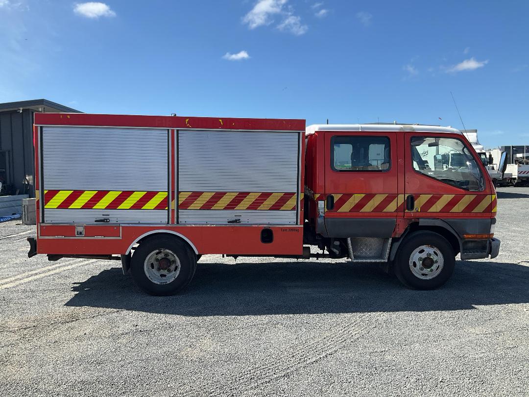 Photo '3' of Mitsubishi Canter 3.5T D/CAB Fire Appliance Photo '3' of Mitsubishi Canter 3.5T D/CAB Fire Appliance