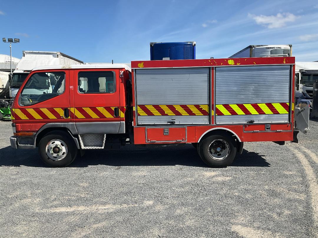 Photo '7' of Mitsubishi Canter 3.5T D/CAB Fire Appliance Photo '7' of Mitsubishi Canter 3.5T D/CAB Fire Appliance