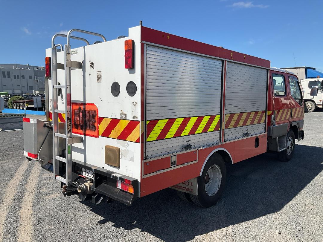 Photo '4' of Mitsubishi Canter 3.5T D/CAB Fire Appliance Photo '4' of Mitsubishi Canter 3.5T D/CAB Fire Appliance