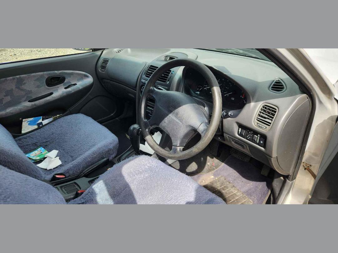 Photo '7' of Mitsubishi Carisma GLS Photo '7' of Mitsubishi Carisma GLS