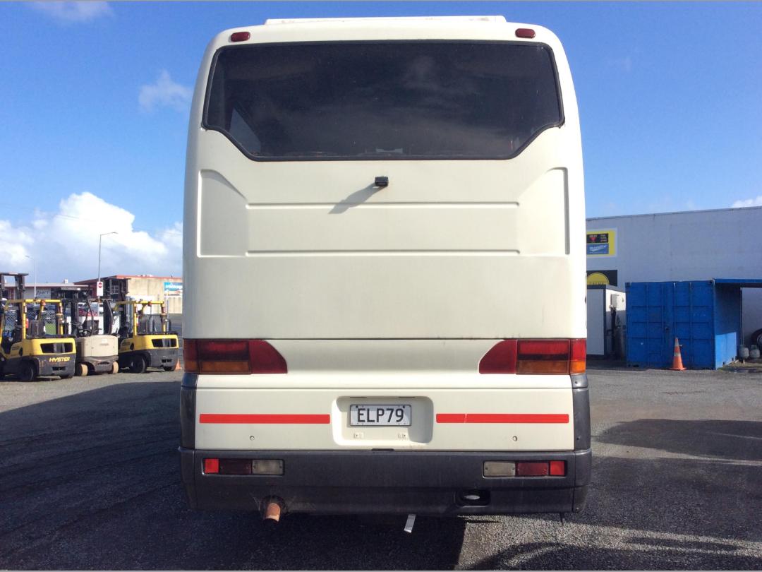 Photo '4' of Mitsubishi FUSO Coach Photo '4' of Mitsubishi FUSO Coach