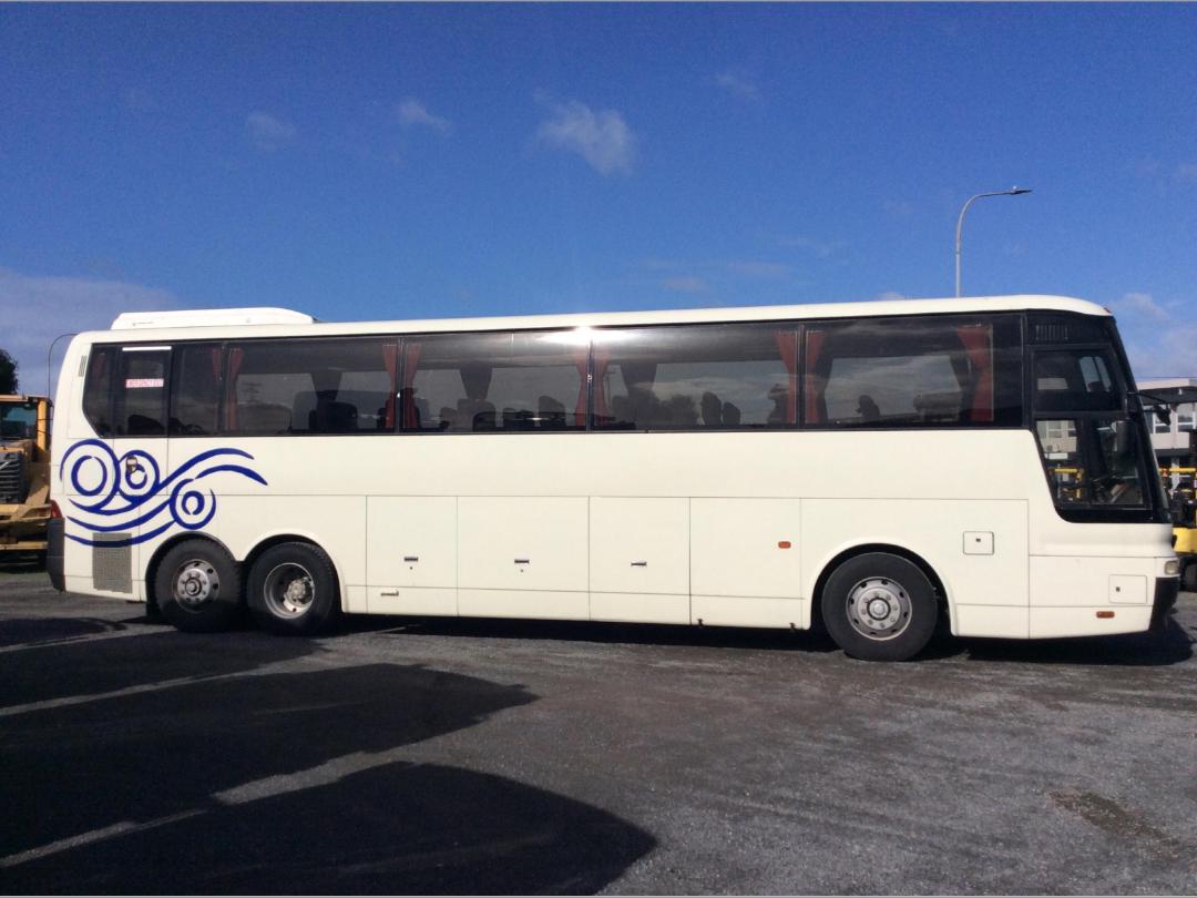 Photo '2' of Mitsubishi FUSO Coach Photo '2' of Mitsubishi FUSO Coach