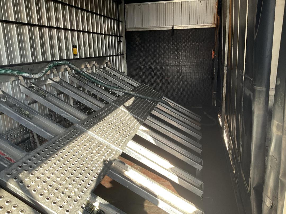 Photo '21' of Mitsubishi Fuso FS517 Curtainsider