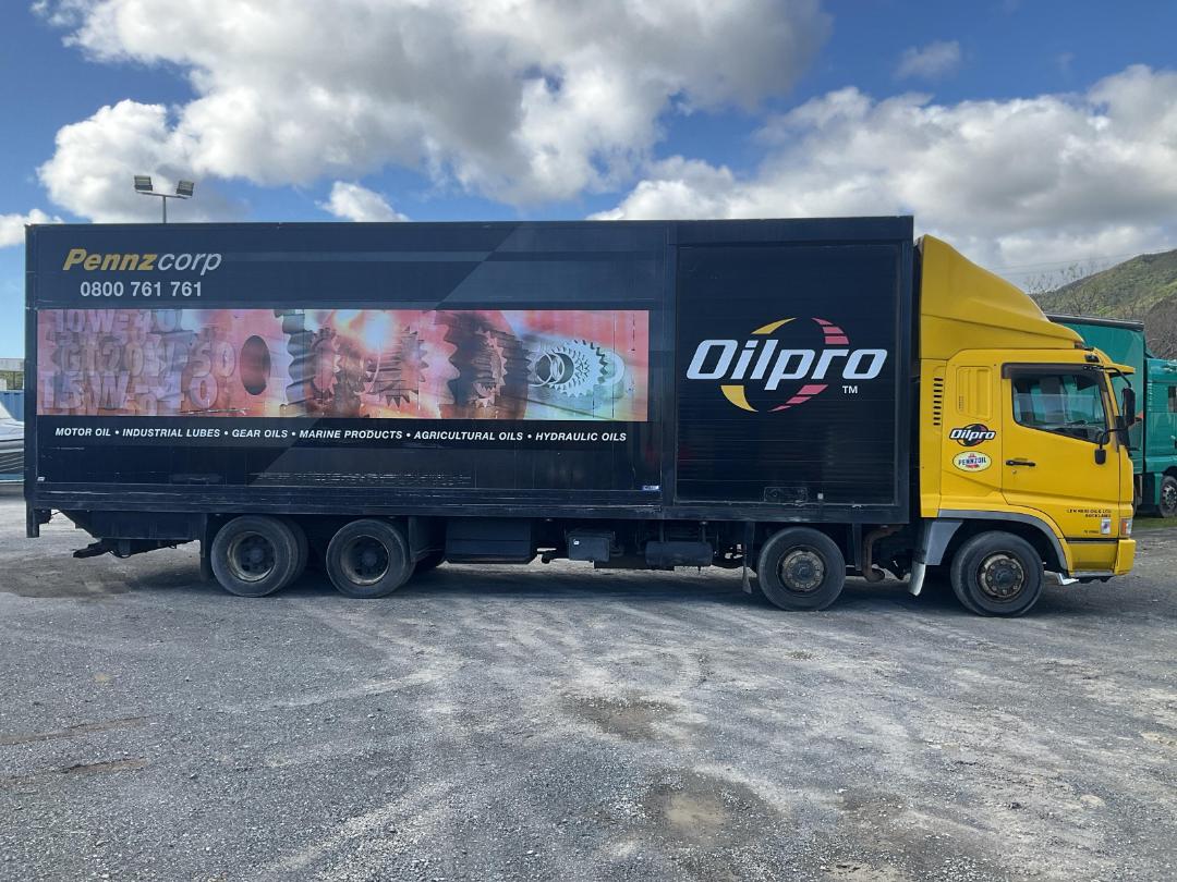 Photo '3' of Mitsubishi Fuso FS517 Curtainsider