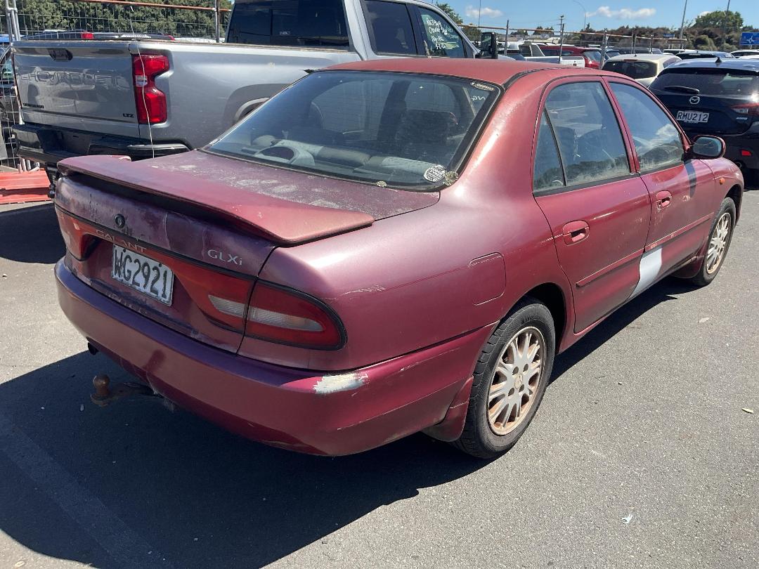 Photo '4' of Mitsubishi Galant Glxi