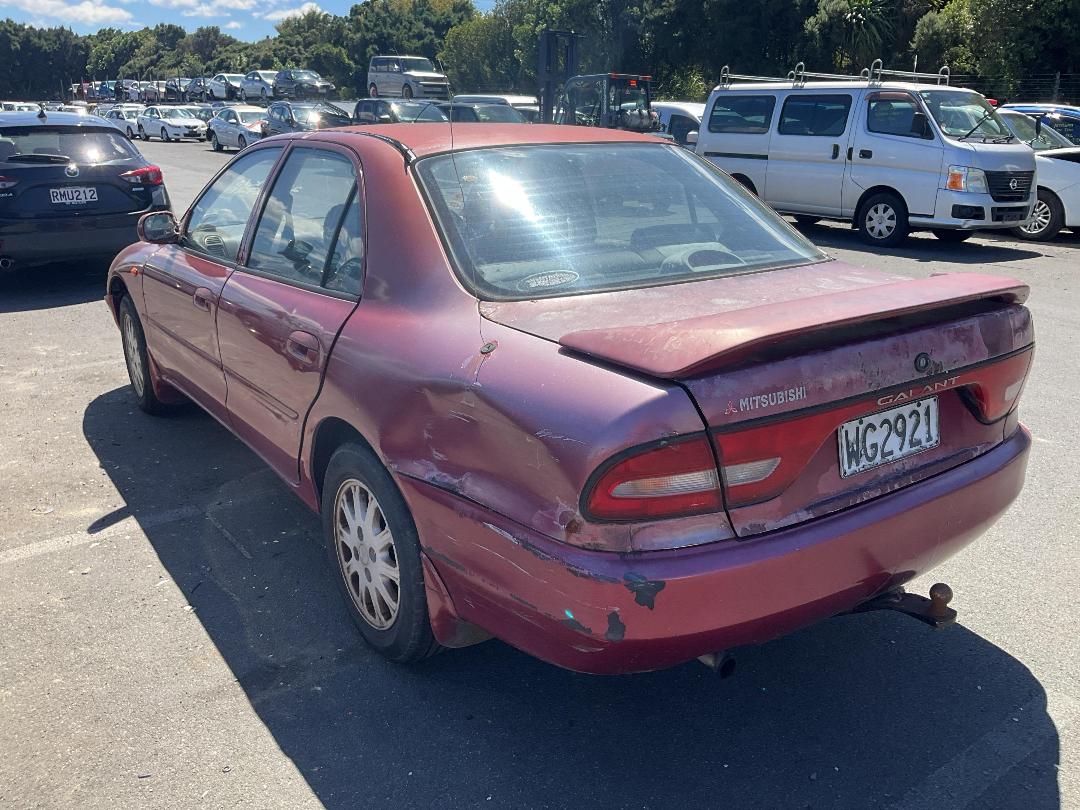Photo '3' of Mitsubishi Galant Glxi