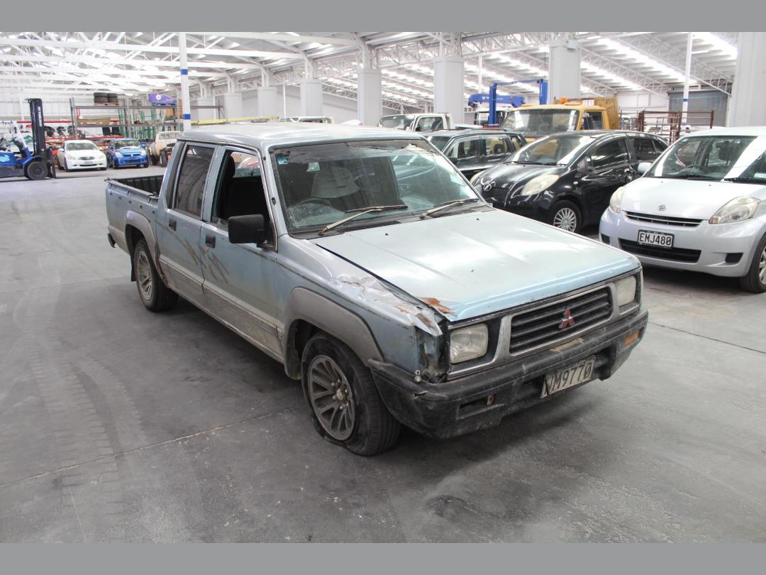 Photo '2' of Mitsubishi L200 D/CAB SPT