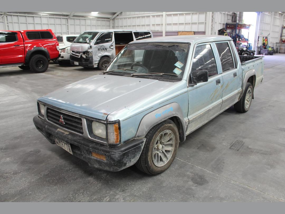 Photo '3' of Mitsubishi L200 D/CAB SPT