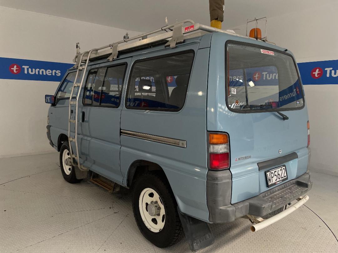 Photo '5' of Mitsubishi L300