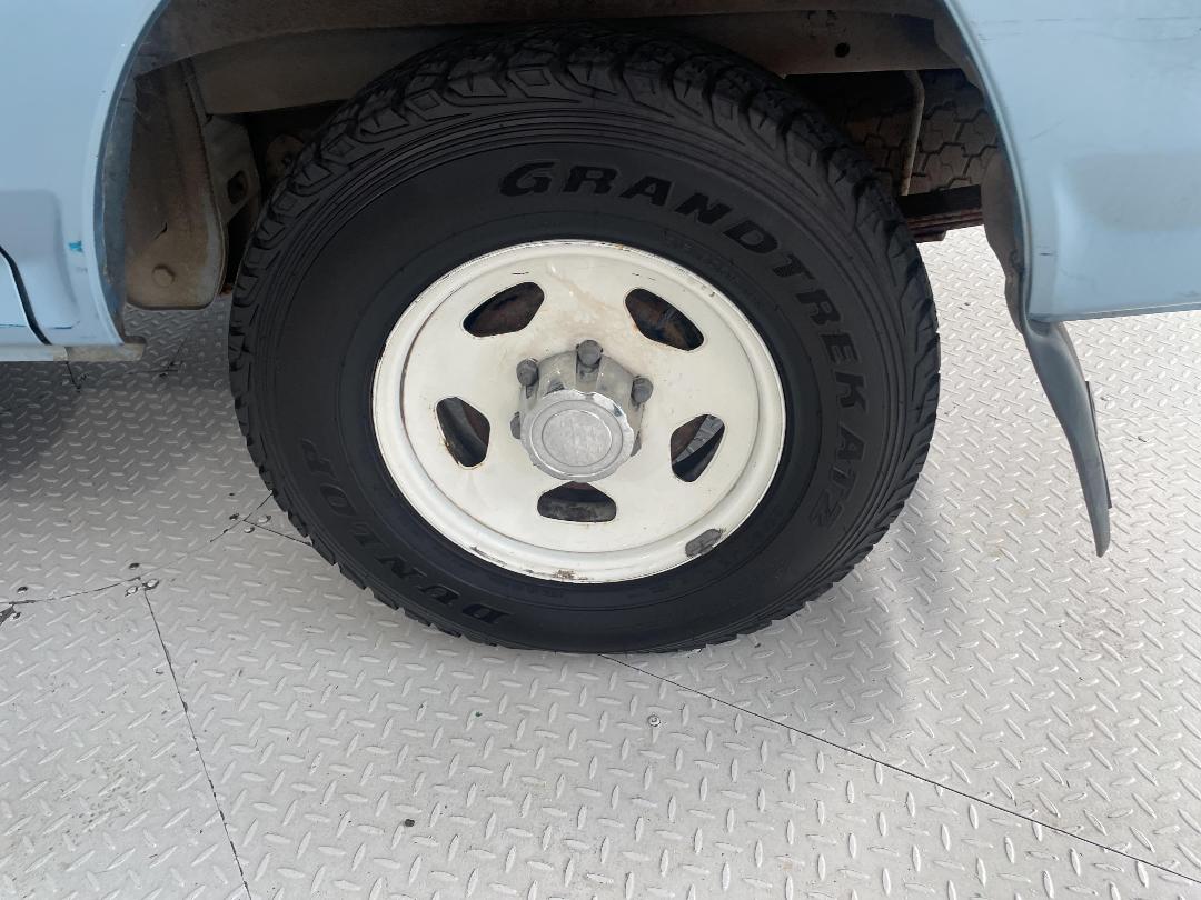 Photo '11' of Mitsubishi L300