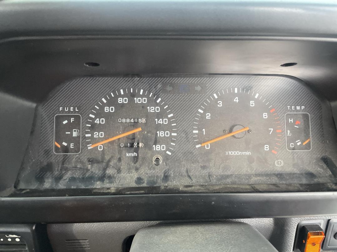 Photo '20' of Mitsubishi L300