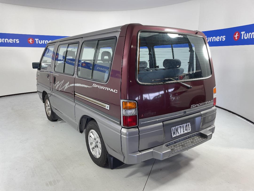 Photo '4' of Mitsubishi L300 SWB SP