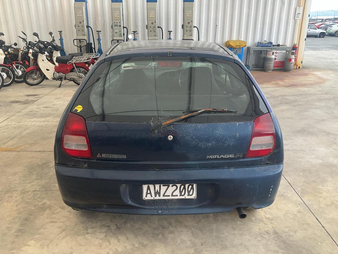 Photo '5' of Mitsubishi Mirage M