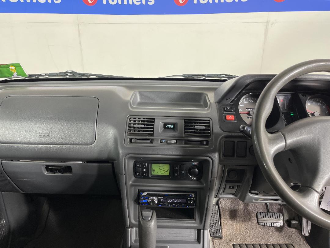 Photo '16' of Mitsubishi Pajero GDI Photo '16' of Mitsubishi Pajero GDI