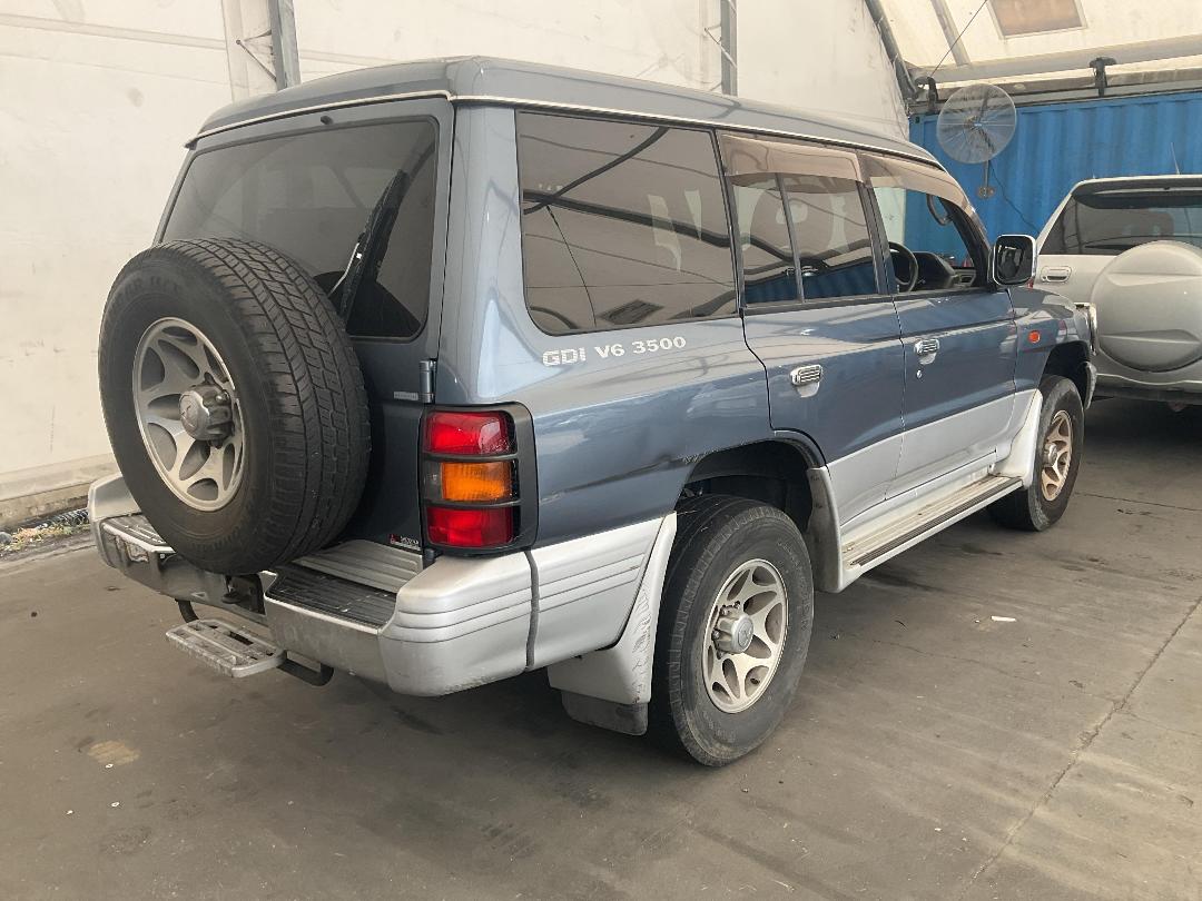 Photo '5' of Mitsubishi Pajero V6 3500 Photo '5' of Mitsubishi Pajero V6 3500