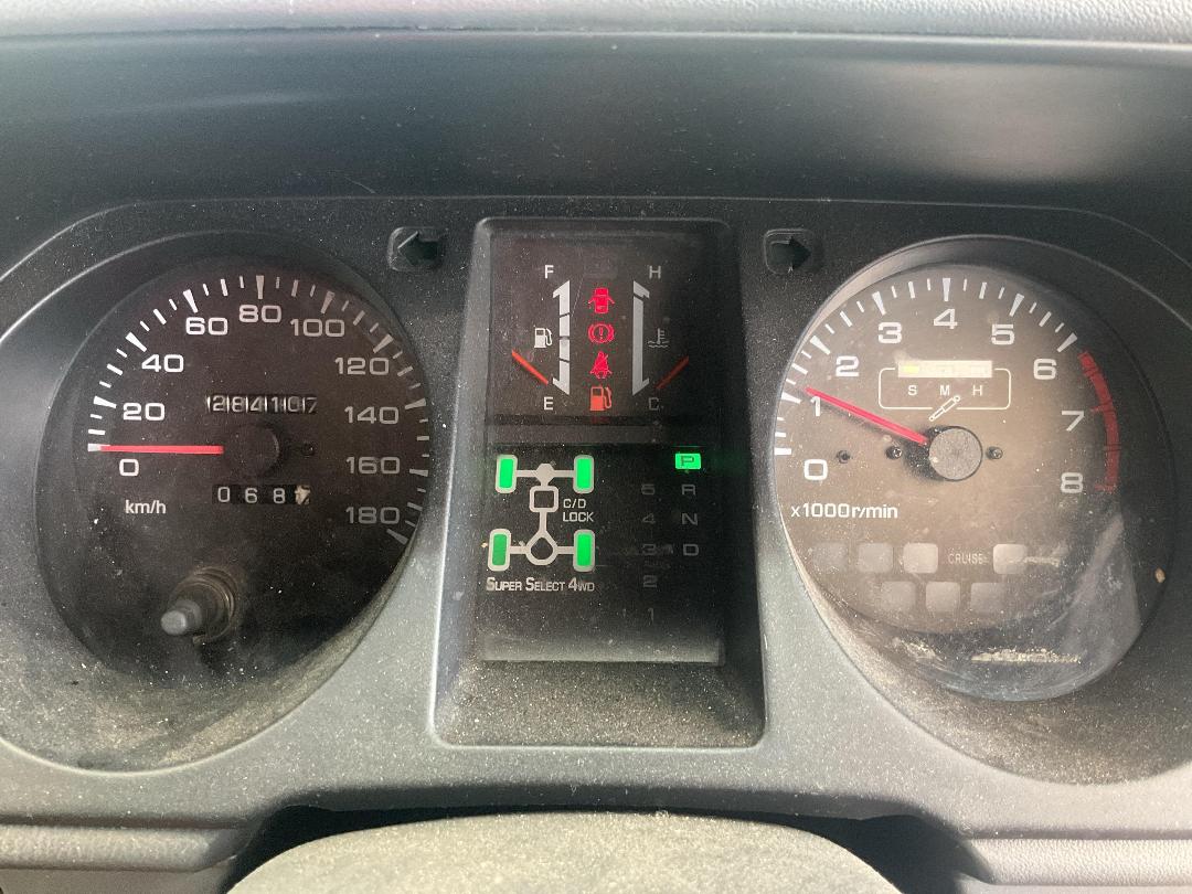 Photo '9' of Mitsubishi Pajero V6 3500 Photo '9' of Mitsubishi Pajero V6 3500