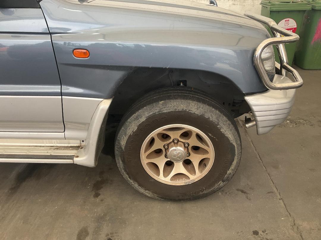 Photo '16' of Mitsubishi Pajero V6 3500 Photo '16' of Mitsubishi Pajero V6 3500