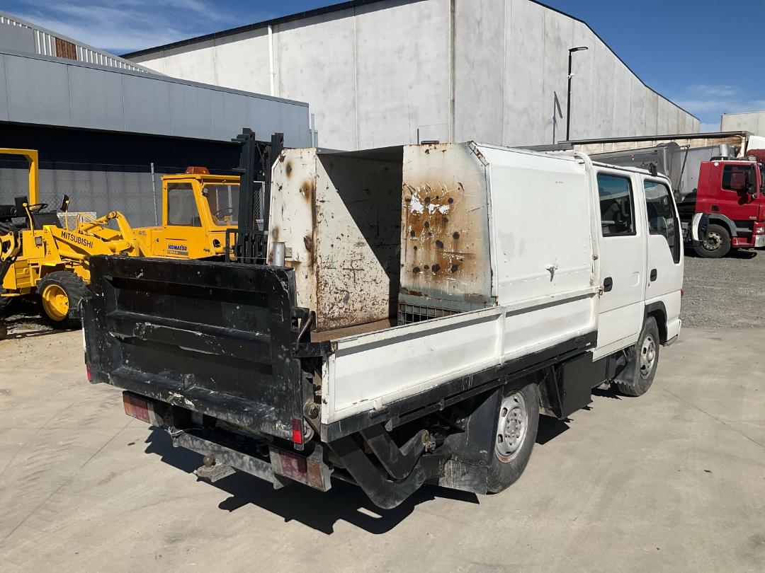 Photo '4' of Nissan Atlas AKR66 CREW CAB Flat Deck