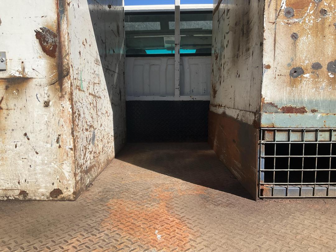 Photo '13' of Nissan Atlas AKR66 CREW CAB Flat Deck