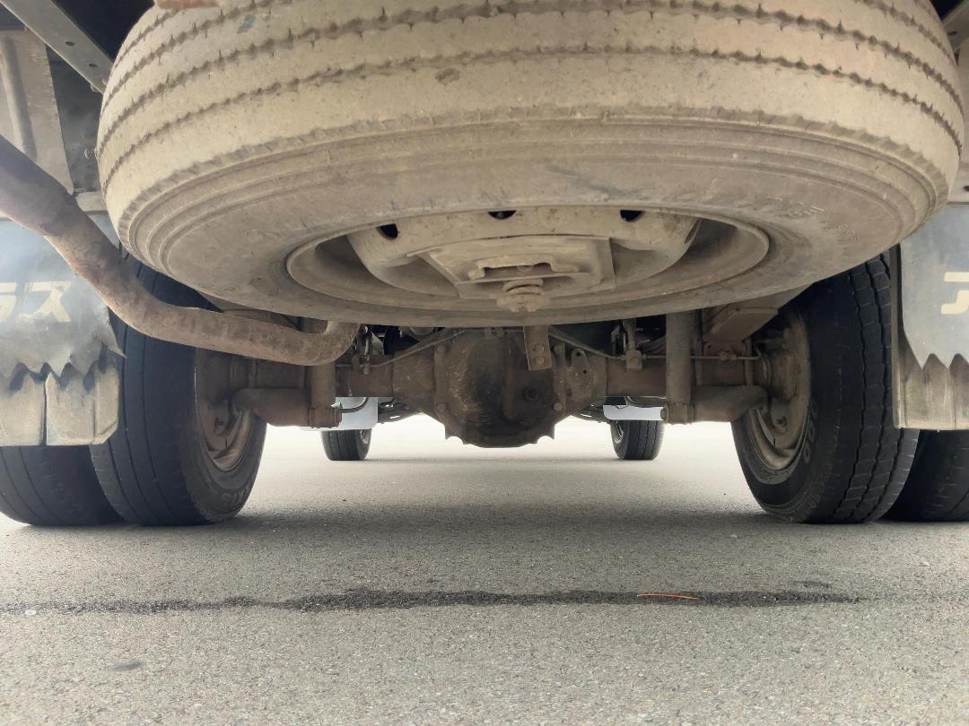 Photo '29' of Nissan Atlas Box Body