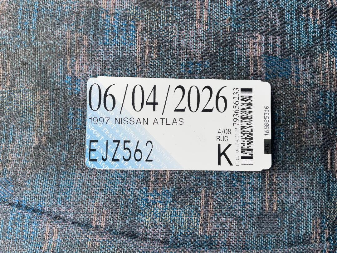 Photo '49' of Nissan Atlas Box Body