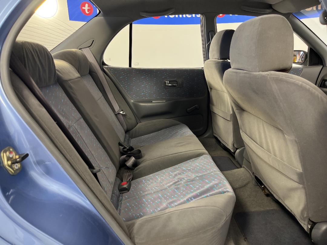 Photo '20' of Nissan Bluebird