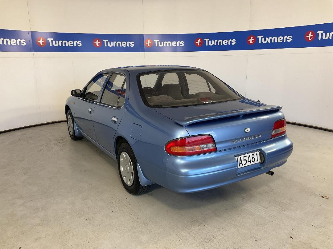 Photo '5' of Nissan Bluebird