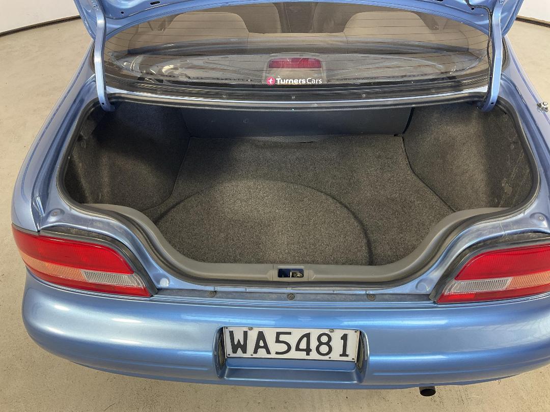 Photo '14' of Nissan Bluebird