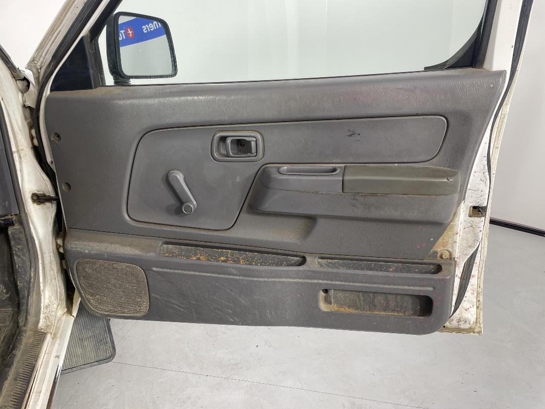 Photo '15' of Nissan Datsun