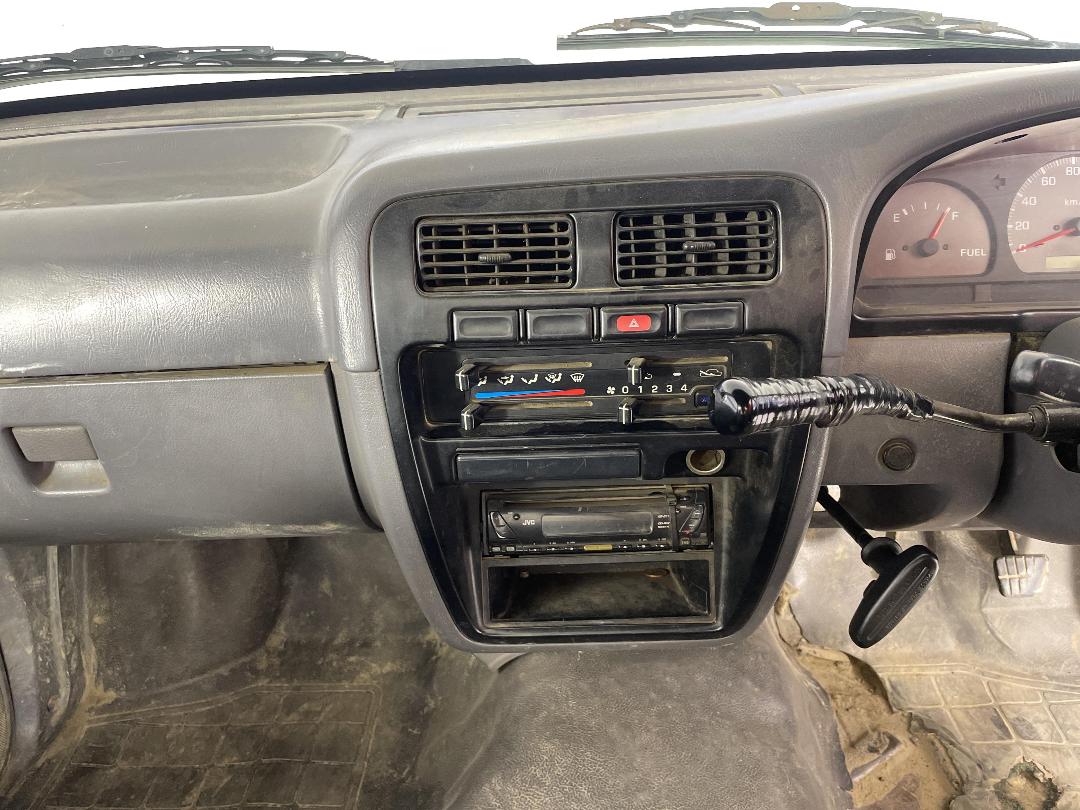 Photo '18' of Nissan Datsun