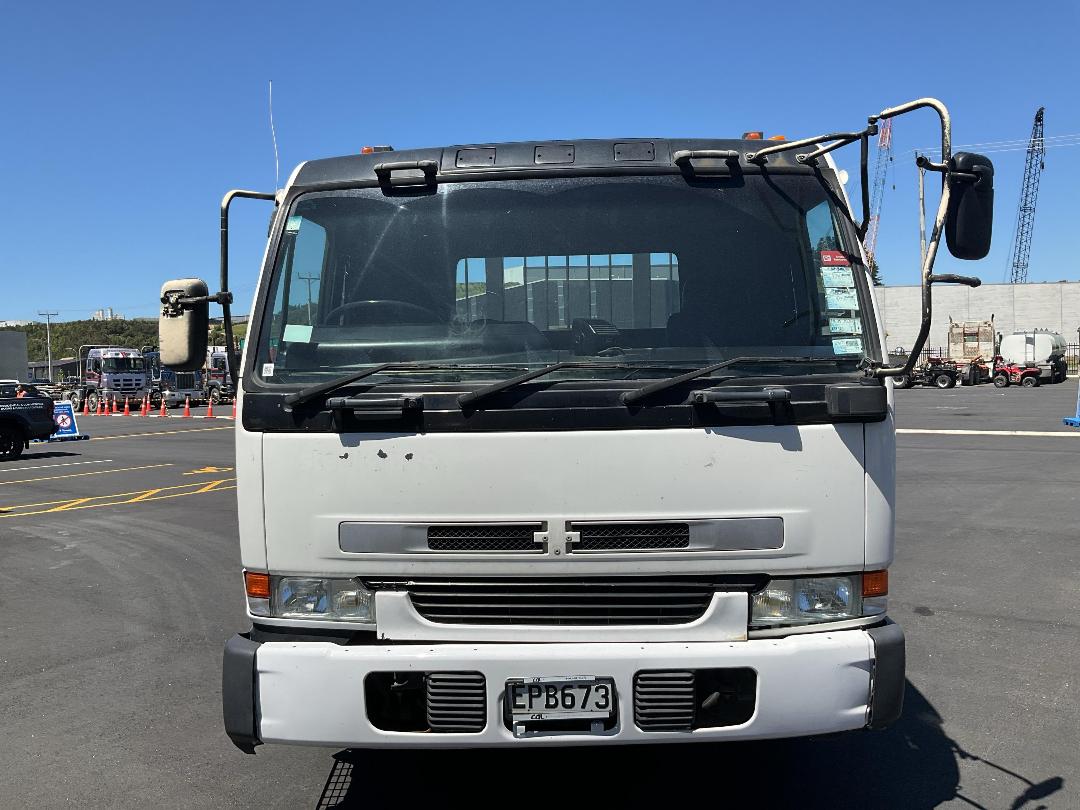 Photo '10' of Nissan DIESEL CG52 8X4 Flat Deck