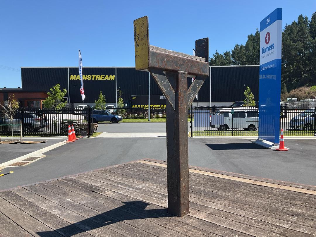 Photo '28' of Nissan DIESEL CG52 8X4 Flat Deck