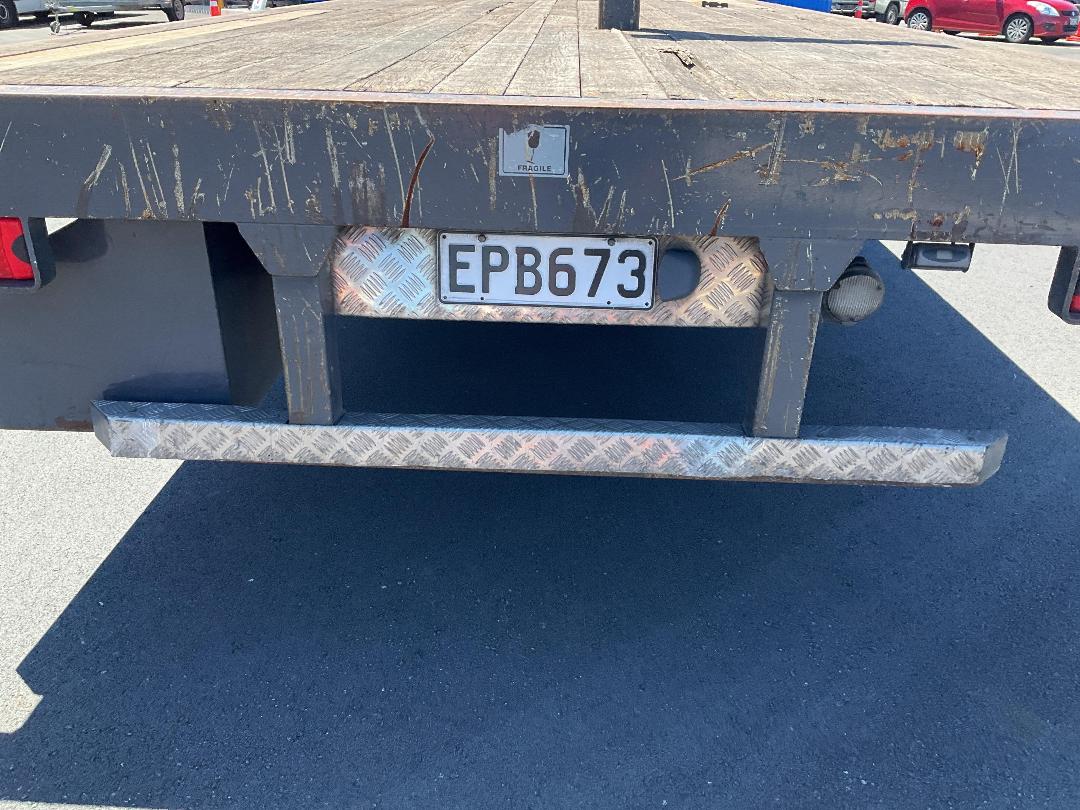 Photo '29' of Nissan DIESEL CG52 8X4 Flat Deck